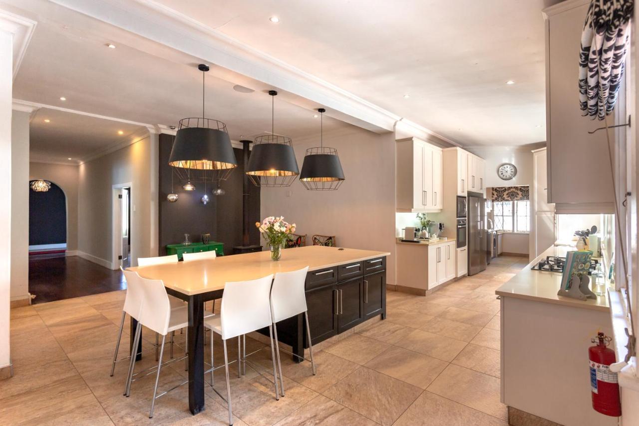 Отель Taunton Manor Питермарицбург Экстерьер фото